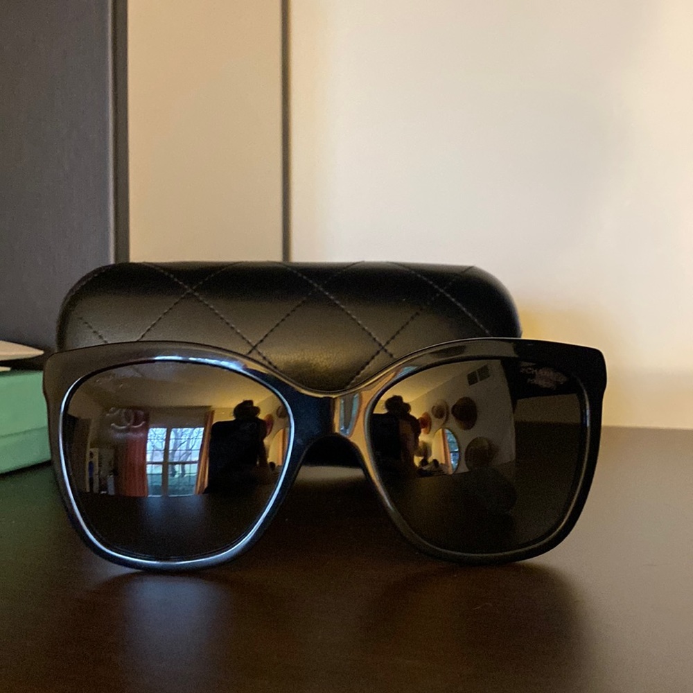 CHANEL black classic sunglasses Polarized 5288-Q c.501/S8